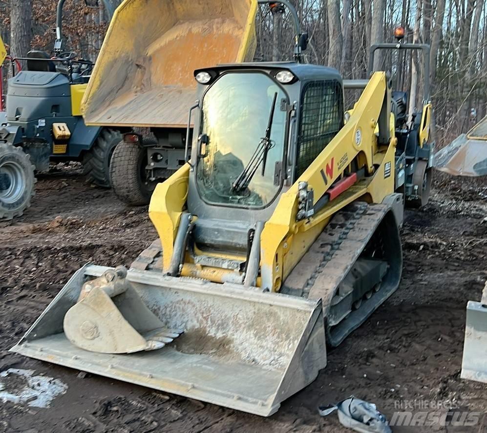 Wacker Neuson ST 31 لوادر انزلاقية التوجيه