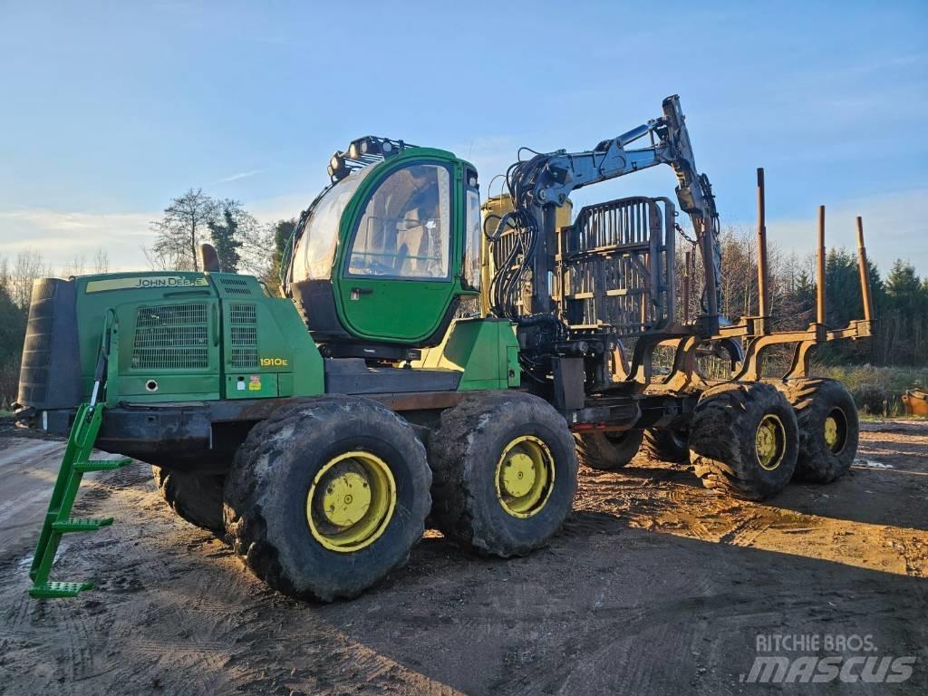 John Deere 1910 E شاحنات
