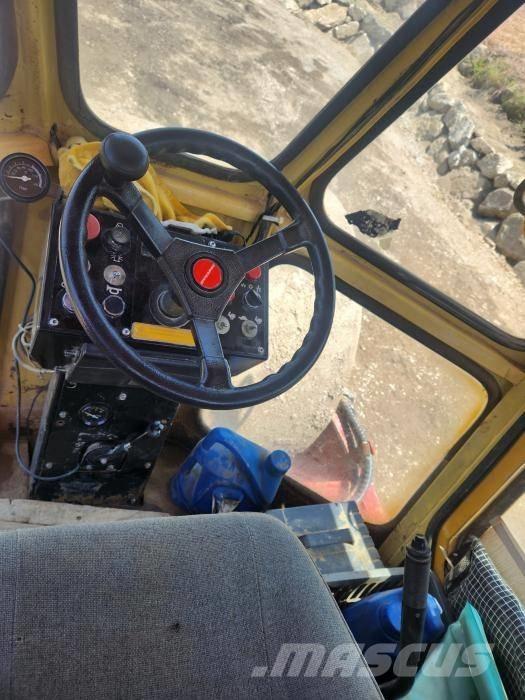 Dynapac CA250D مداحل متنوعة