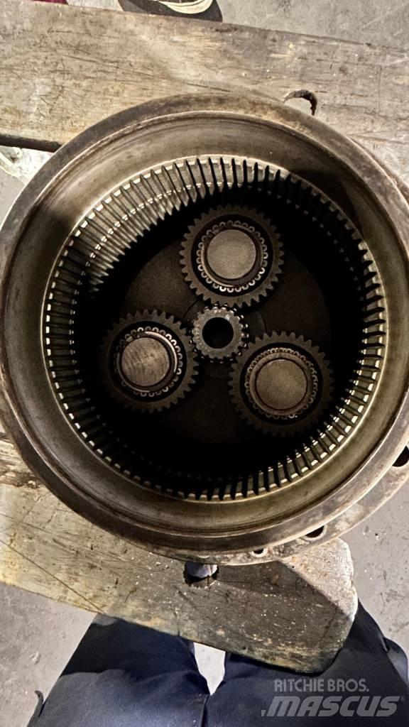 Liebherr SAT 225-220 هيدروليات