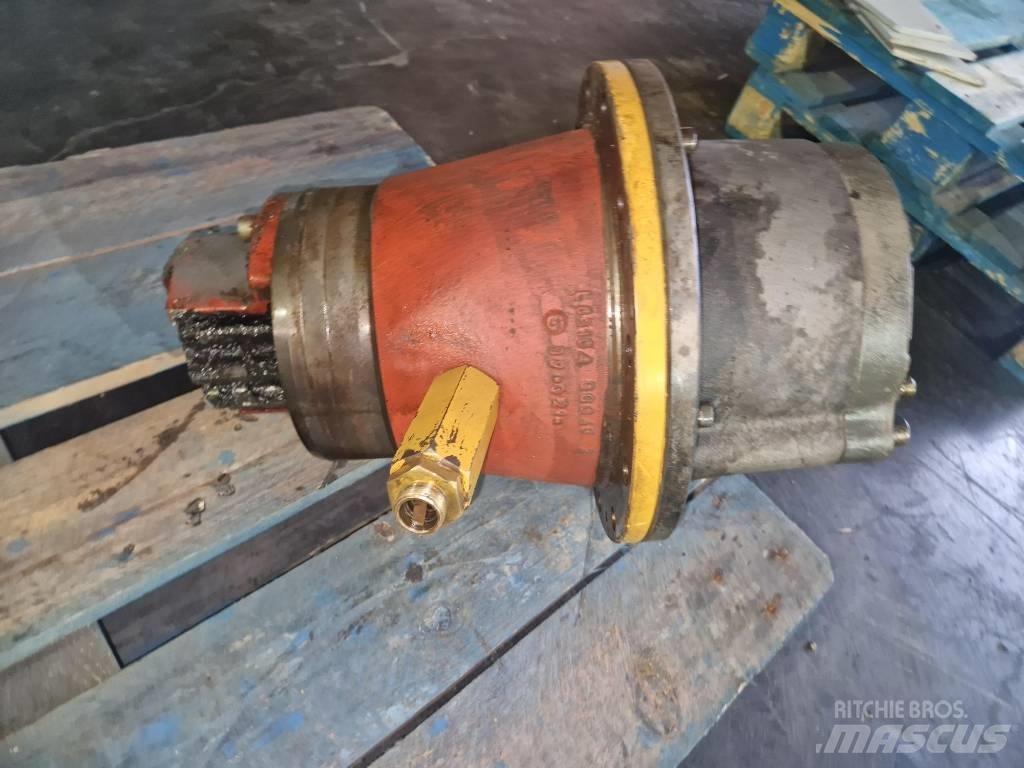 Liebherr SAT 225-220 هيدروليات