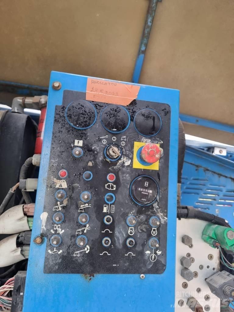 Genie S 85 4WD رافعات سلة تلسكوبية