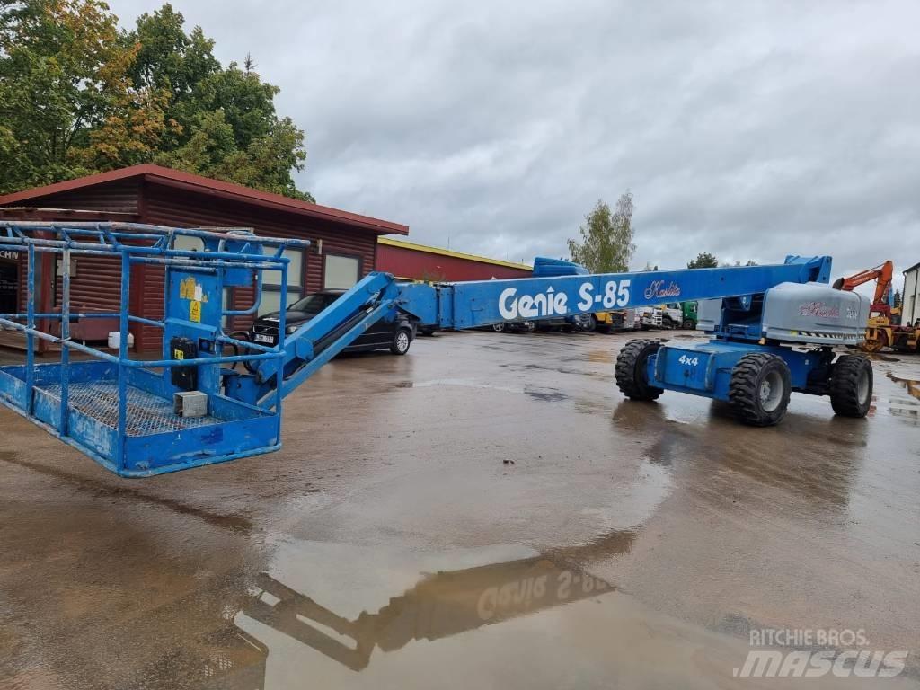 Genie S 85 4WD رافعات سلة تلسكوبية