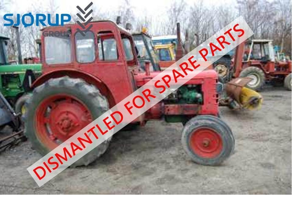 New Holland TM165 الجرارات