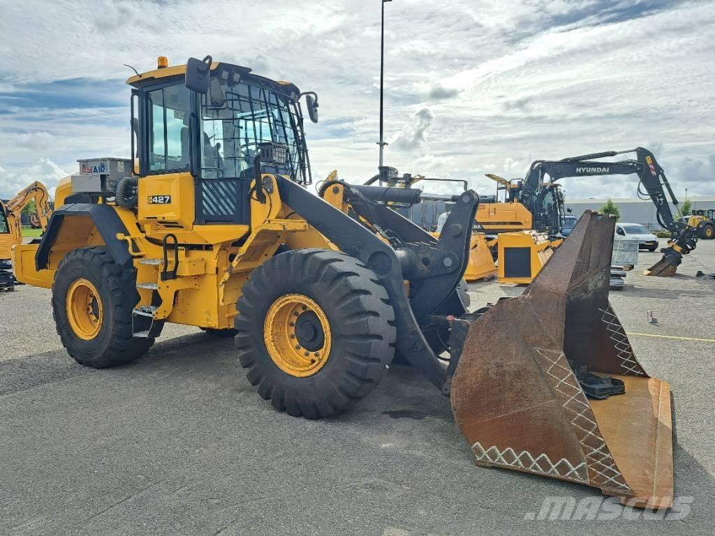 JCB 427 ZX لوادر بعجل
