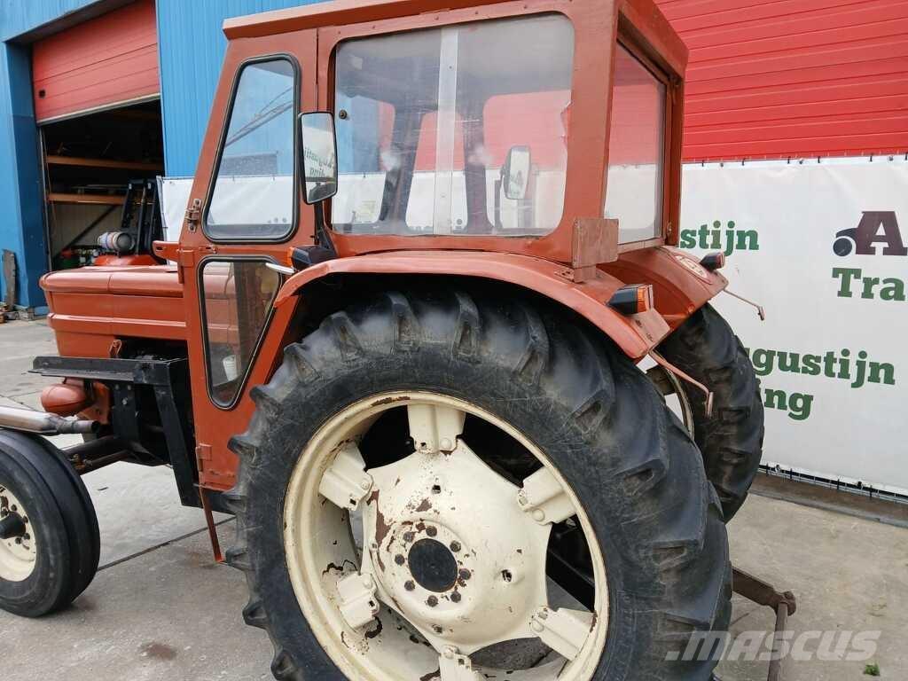 Fiat 640/8 الجرارات