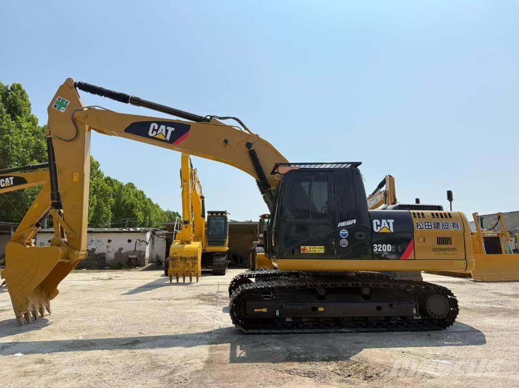CAT cat320d حفارات زحافة