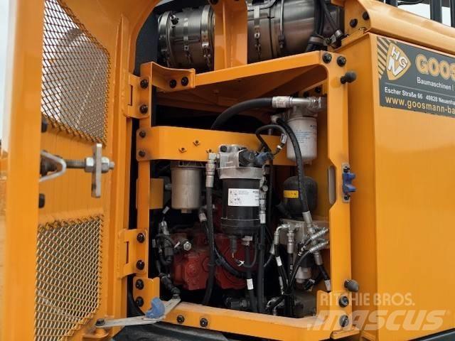 Hyundai HX 145 ALCR حفارات زحافة