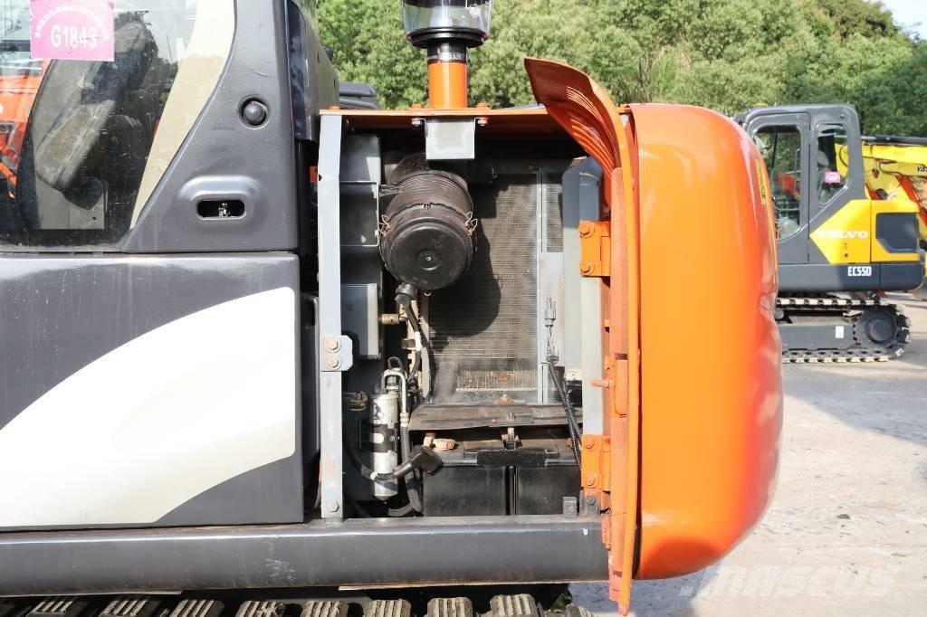 Hitachi ZX 60 حفارات زحافة