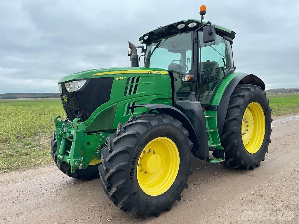 John Deere 6190R الجرارات