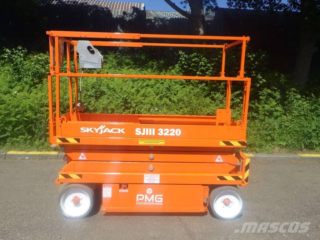 SkyJack SJ3220 رافعات مقصية الشكل