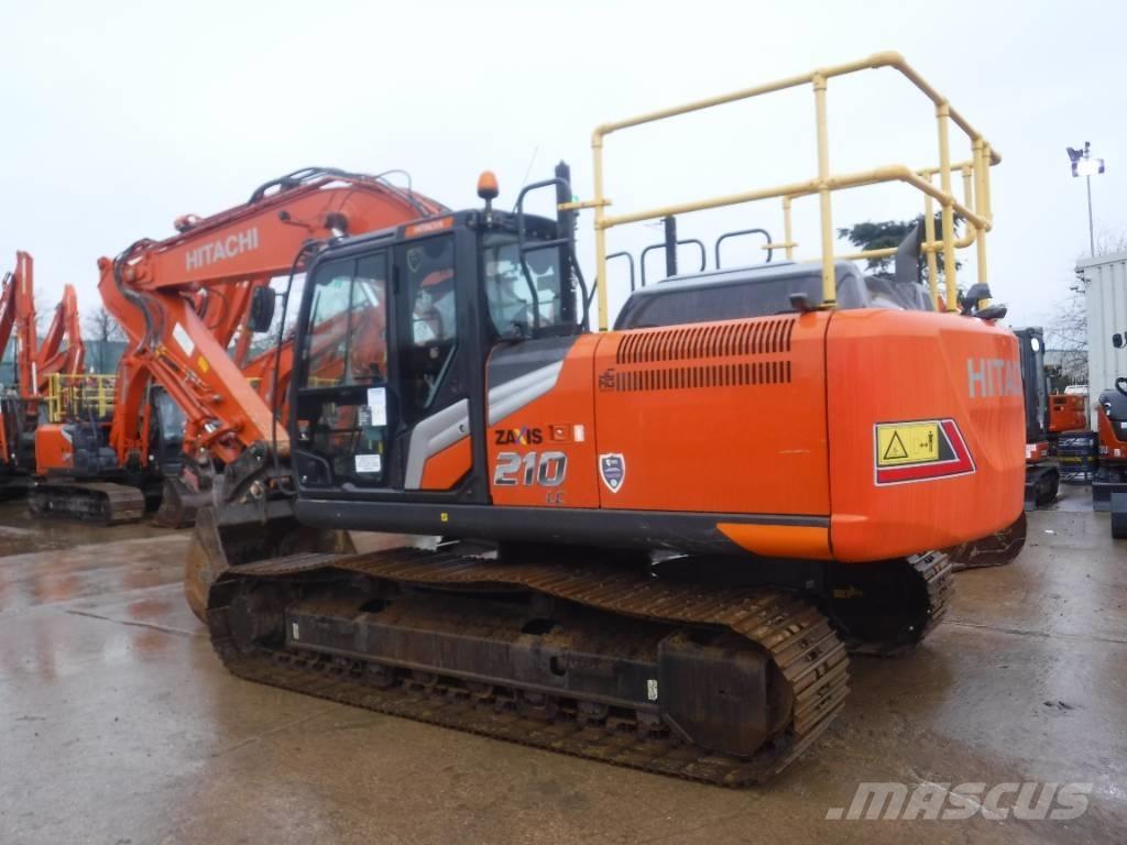 Hitachi ZX 210 LC-7 حفارات زحافة