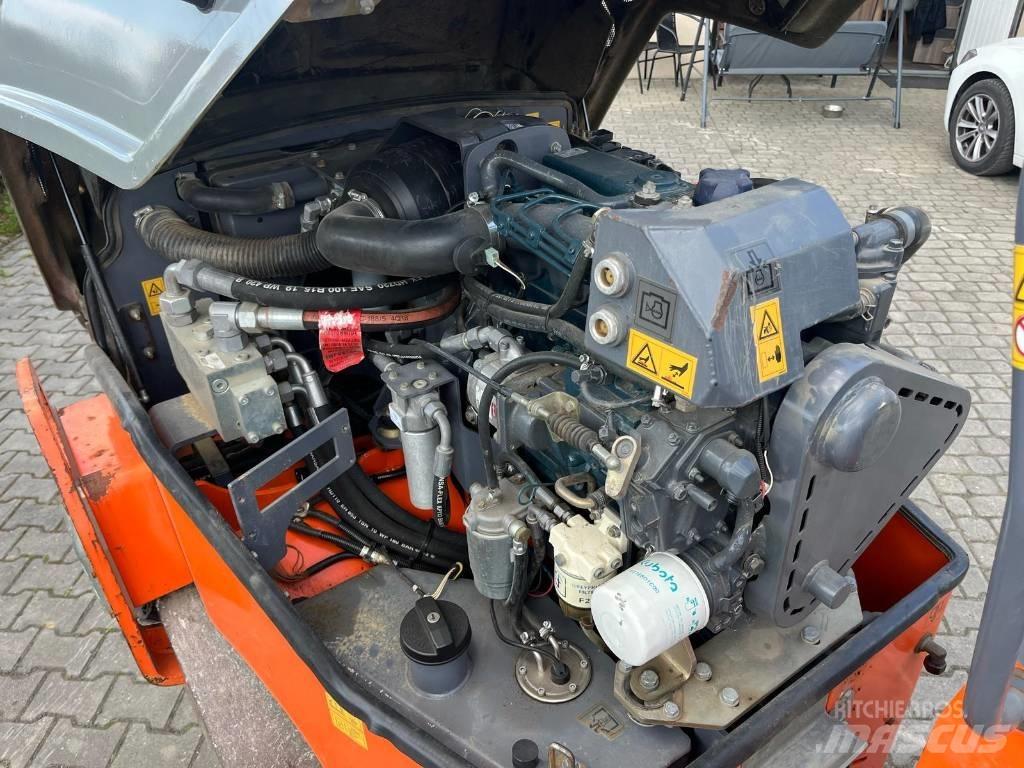Hamm HD 13 VV مداحل ثنائية الاسطوانة