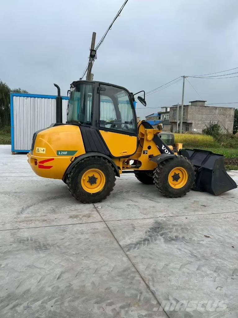 Volvo L 20 F لوادر بعجل