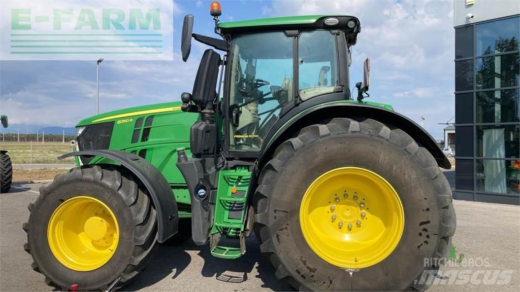John Deere 6250R الجرارات