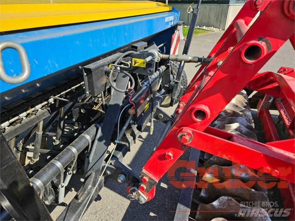 Rotoland ESK 3000 الكاسحات وقلابات التربة ذات المحركات