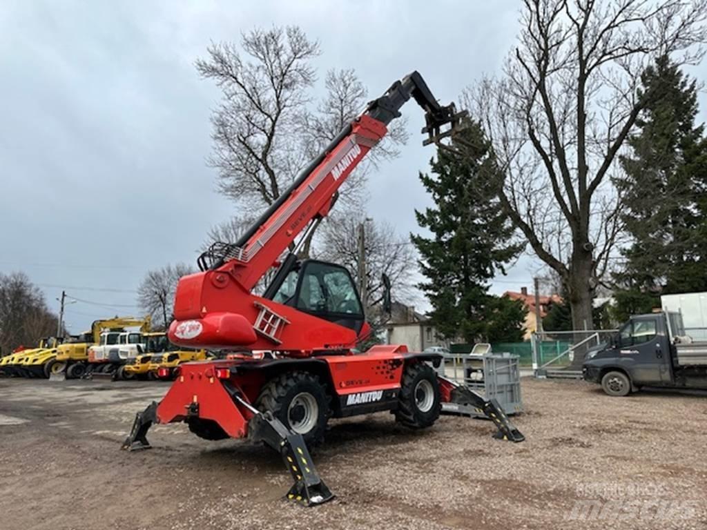 Manitou MRT 2145 مناولات متداخلة