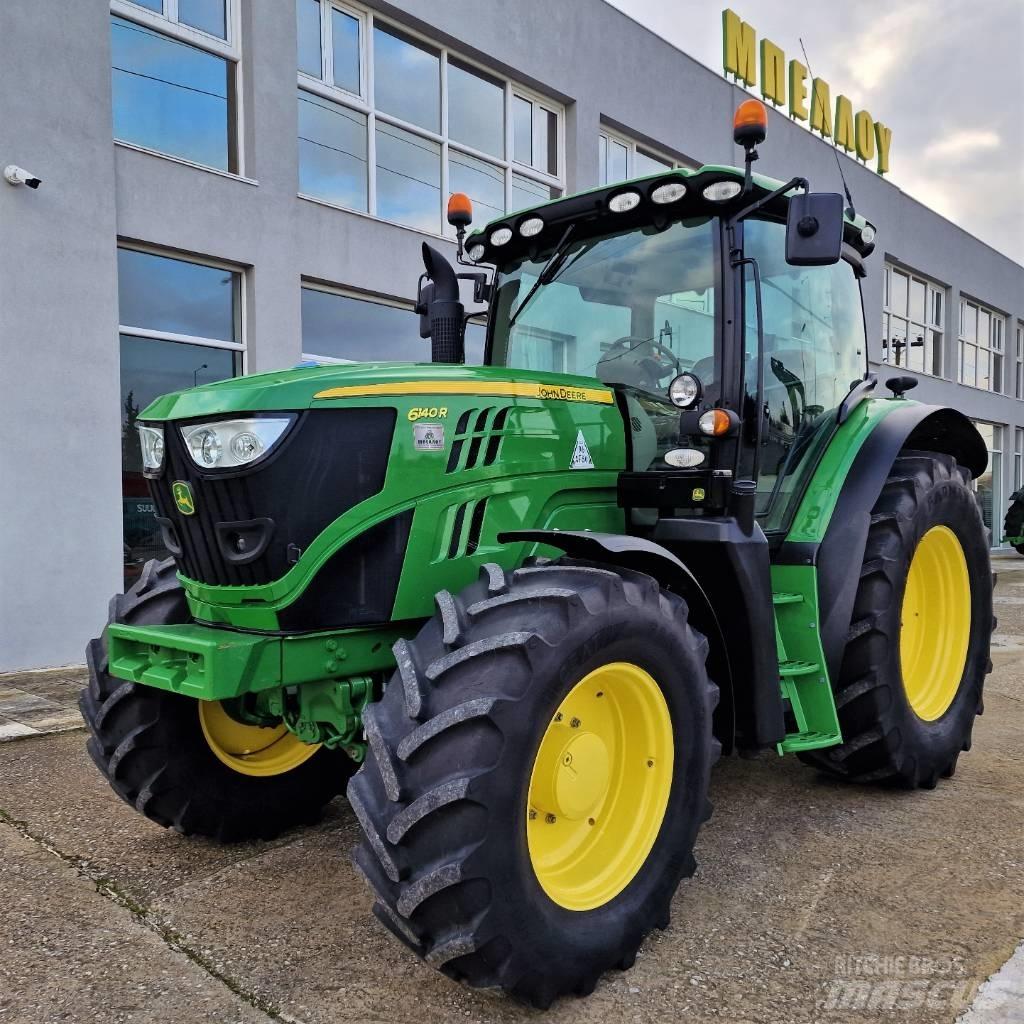 John Deere 6140 R الجرارات