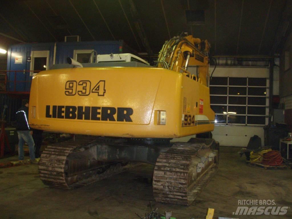 Liebherr 934 حفارات زحافة