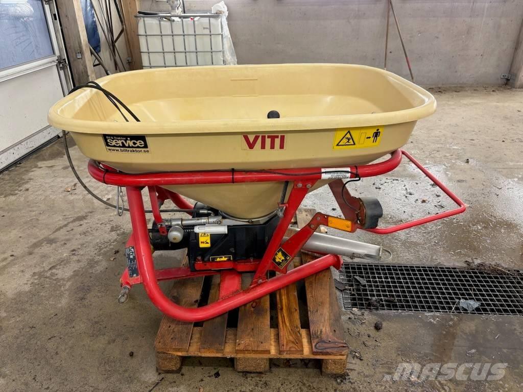 Vicon VITI مرفقات جرار المدمجة