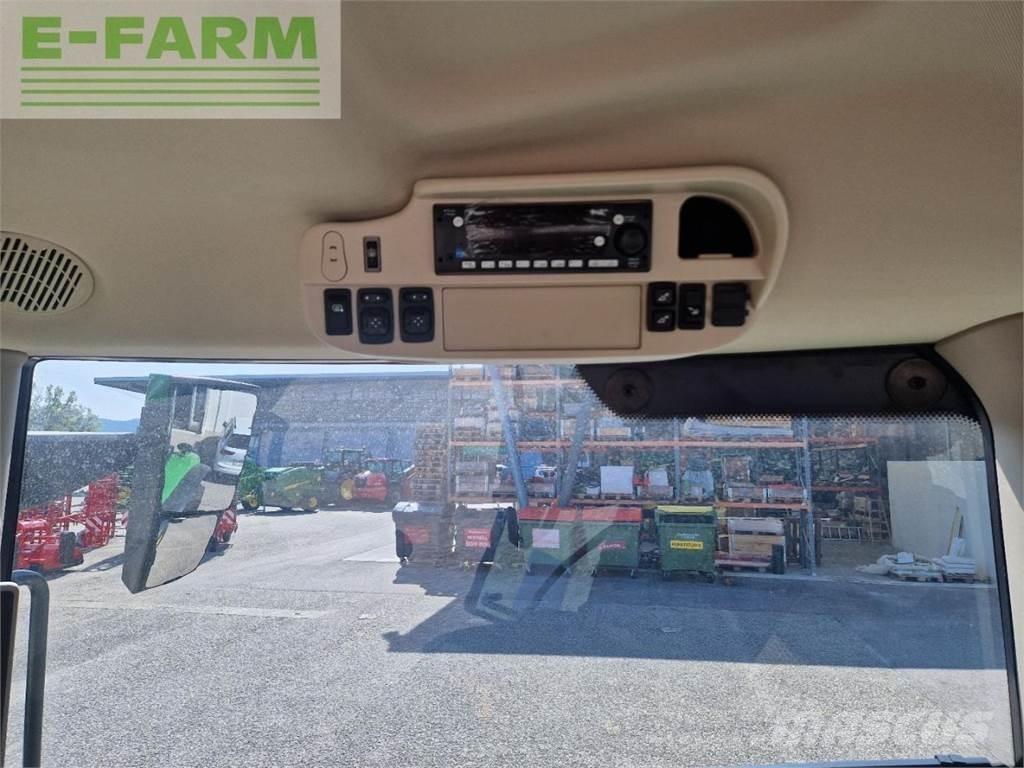 John Deere 6R 120 الجرارات