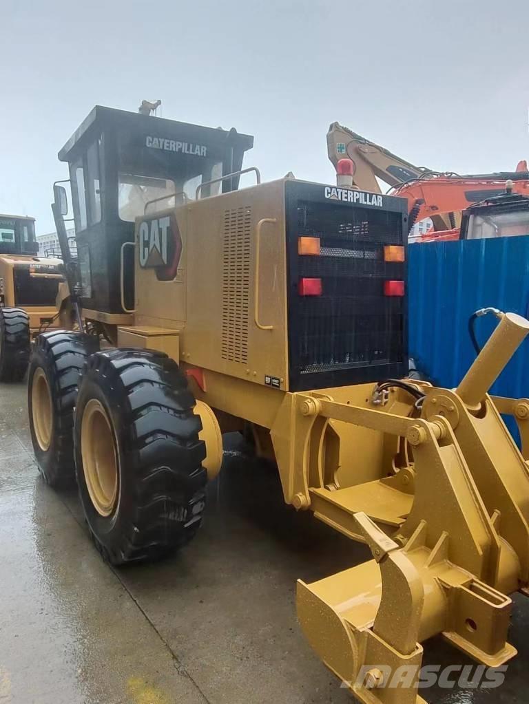 CAT 140 H معدات تمهيد الطرق