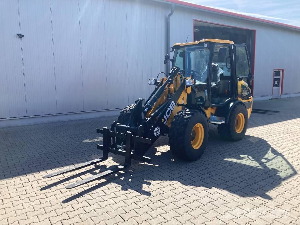 JCB 407 لوادر بعجل