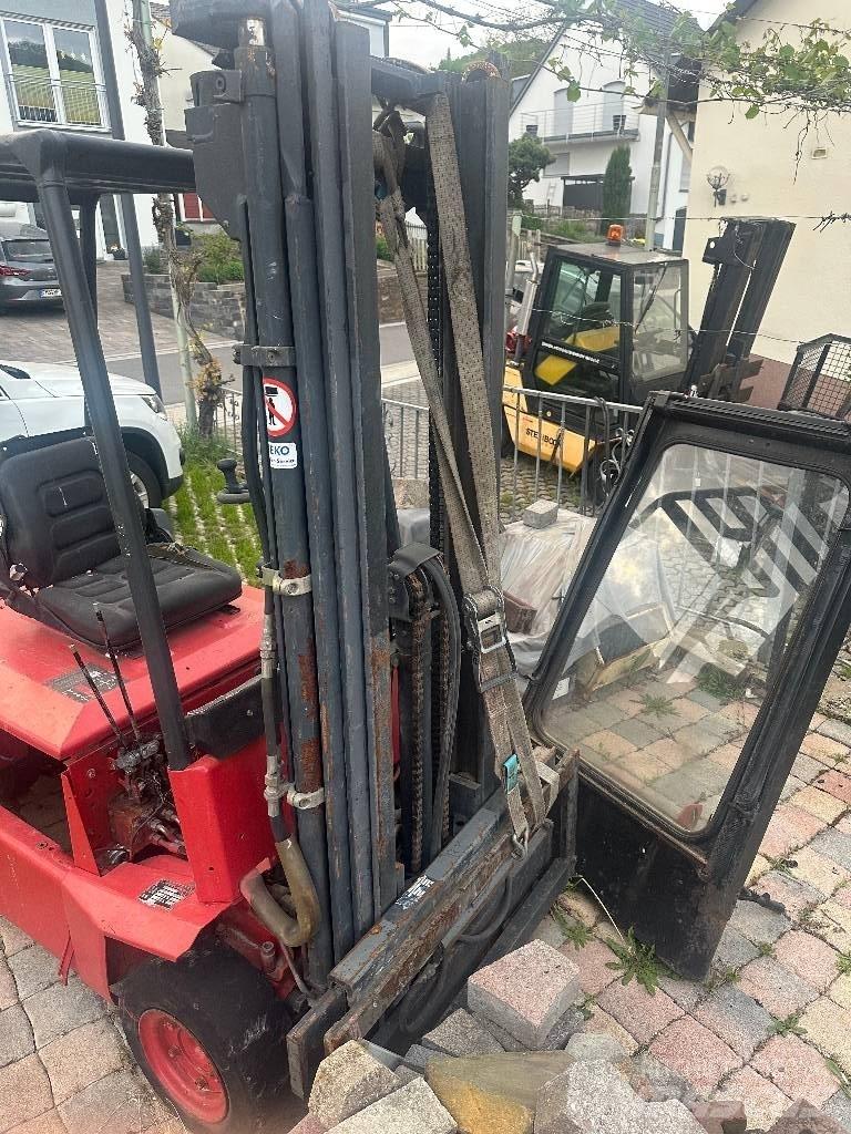 Linde E 16 S شاحنات ذات رافعات شوكية تعمل بالكهرباء
