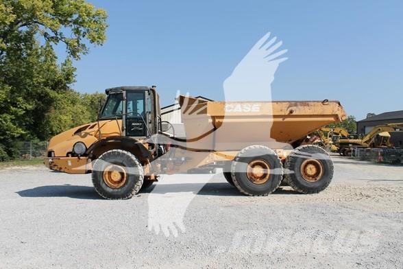 CASE 330B ساحبات مفصلية