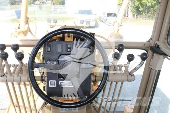 CAT 12H معدات تمهيد الطرق