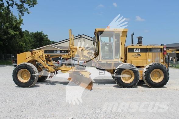CAT 140H معدات تمهيد الطرق