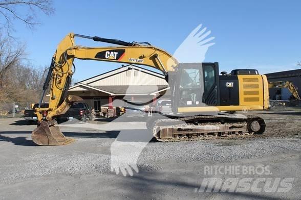 CAT 323FL حفارات زحافة