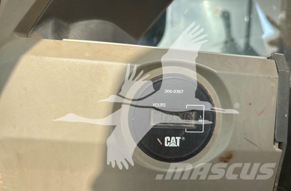 CAT 349FL حفارات زحافة