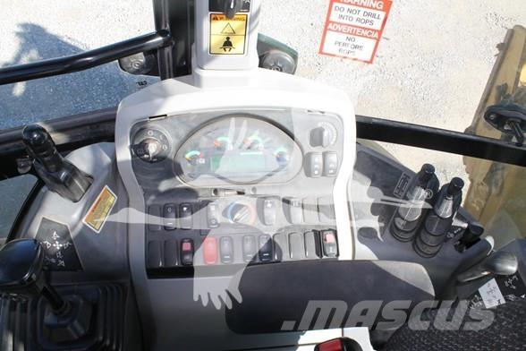 CAT 420F2 لوادر ذات جرافات عكسية