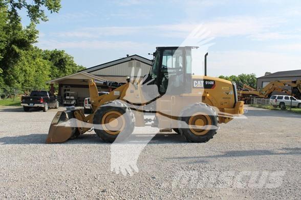 CAT 914M لوادر بعجل