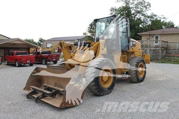 CAT 914M لوادر بعجل