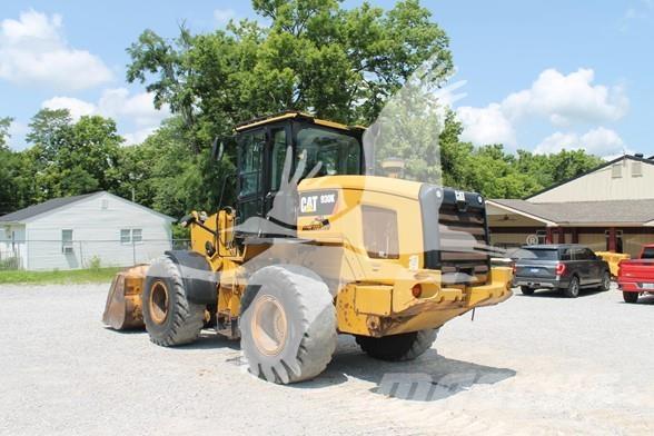 CAT 930K لوادر بعجل