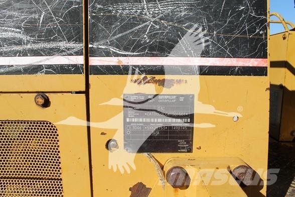 CAT D3C III بلدوزرات مجنزرة