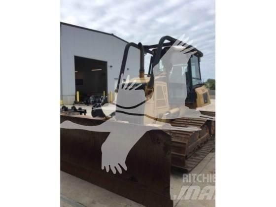 CAT D6K LGP بلدوزرات مجنزرة