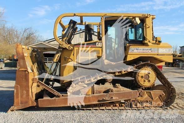 CAT D6R XL بلدوزرات مجنزرة