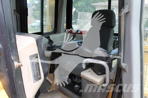 CAT D6R XW II بلدوزرات مجنزرة