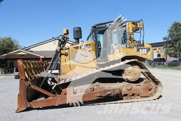 CAT D6T LGP بلدوزرات مجنزرة