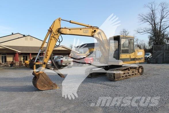 CAT E110B حفارات زحافة