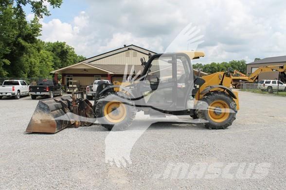 CAT TH407C مناولات متداخلة