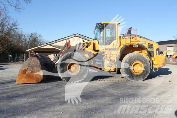 Volvo L220H لوادر بعجل