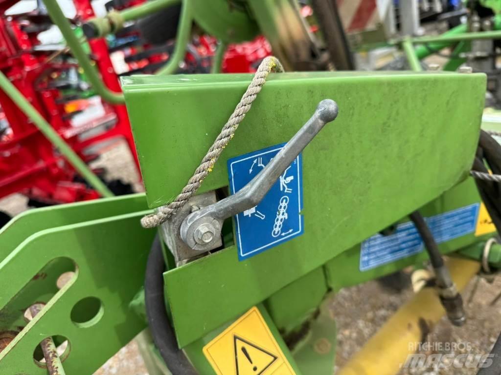 Krone KW672/6 مكابس وميبسات التبن