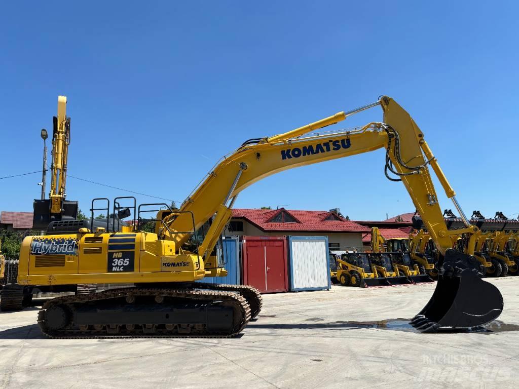 Komatsu HB365NLC-3 حفارات زحافة