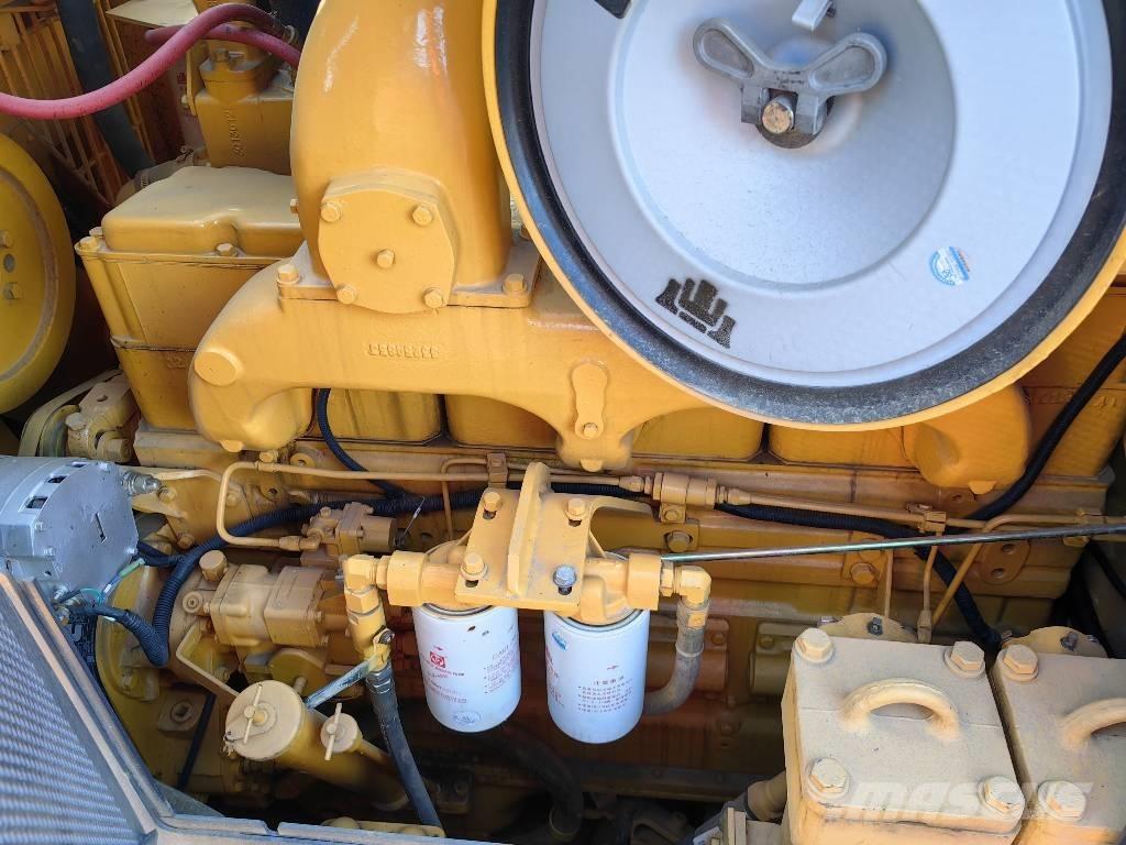 Shantui SD22 بلدوزرات مجنزرة