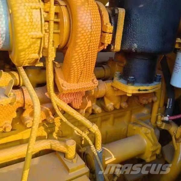 Shantui SD22 بلدوزرات مجنزرة