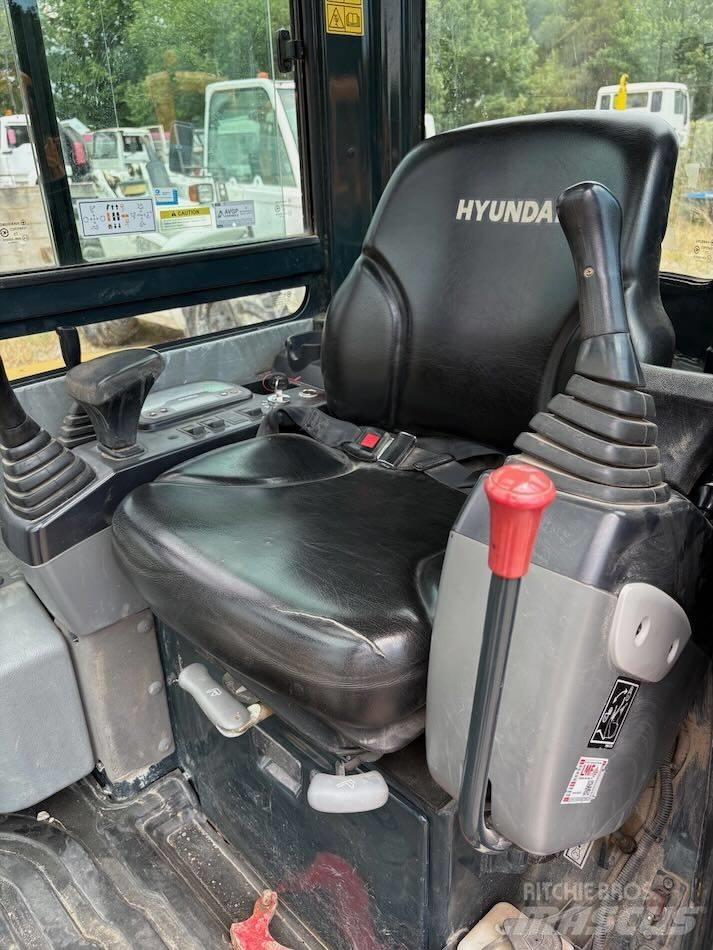 Hyundai R25Z-9 AK حفارات صغيرة أقل من 7 طن (حفارات صغيرة)